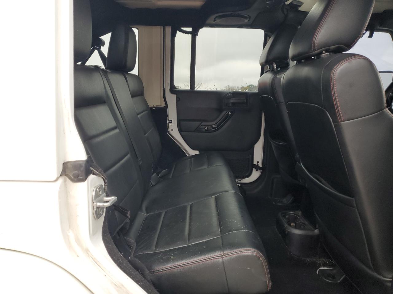 JEEP WRANGLER SAHARA