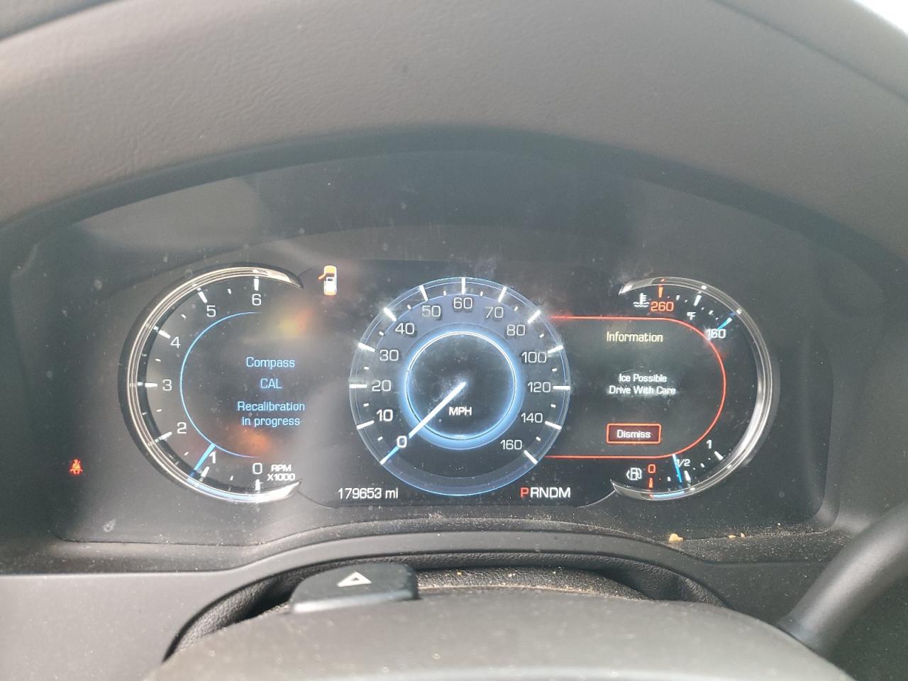 CADILLAC ESCALADE PREMIUM