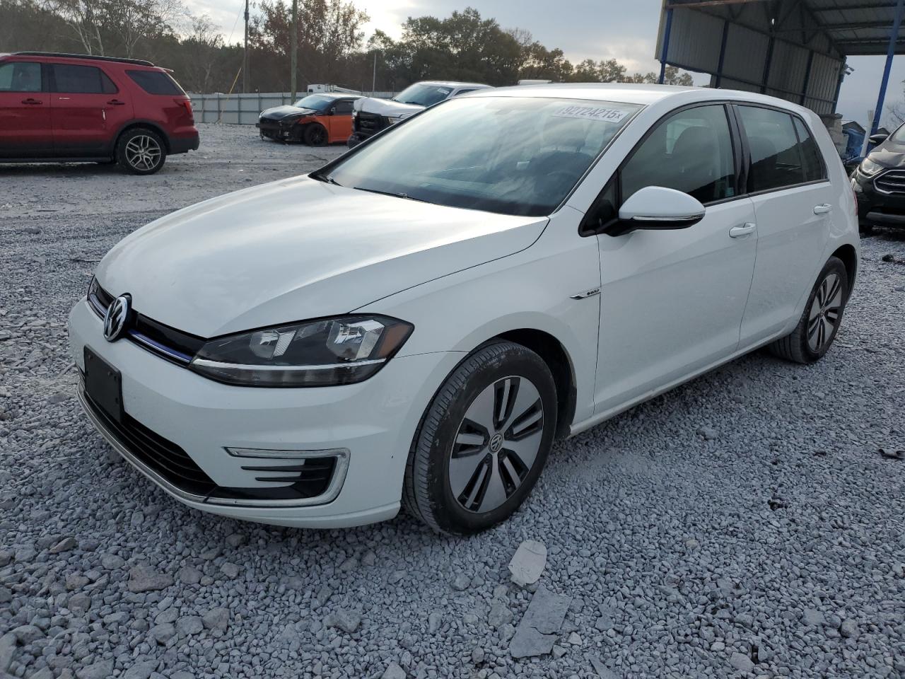 VOLKSWAGEN E-GOLF SE