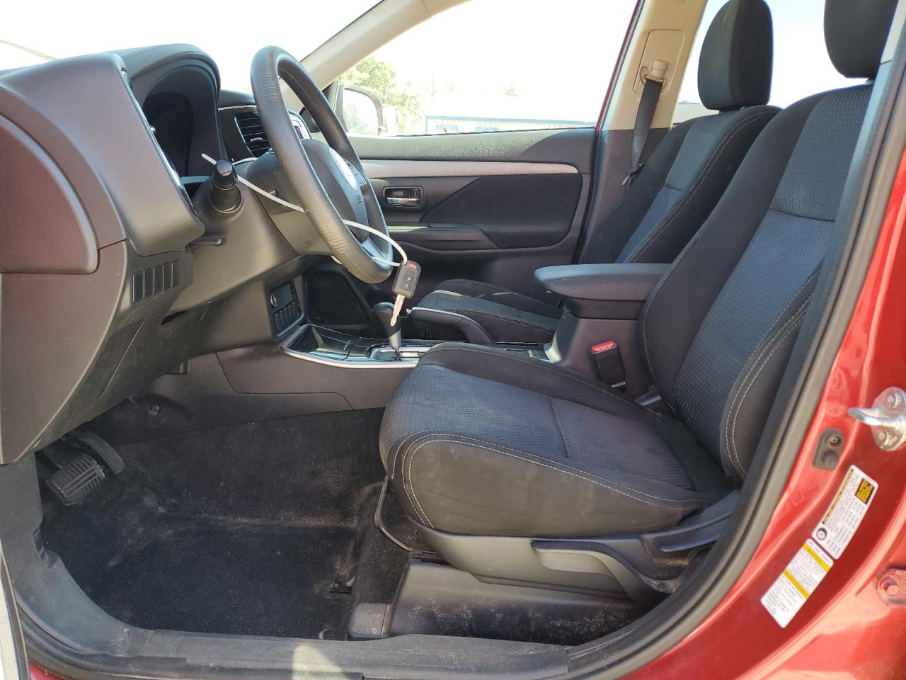 MITSUBISHI OUTLANDER ES