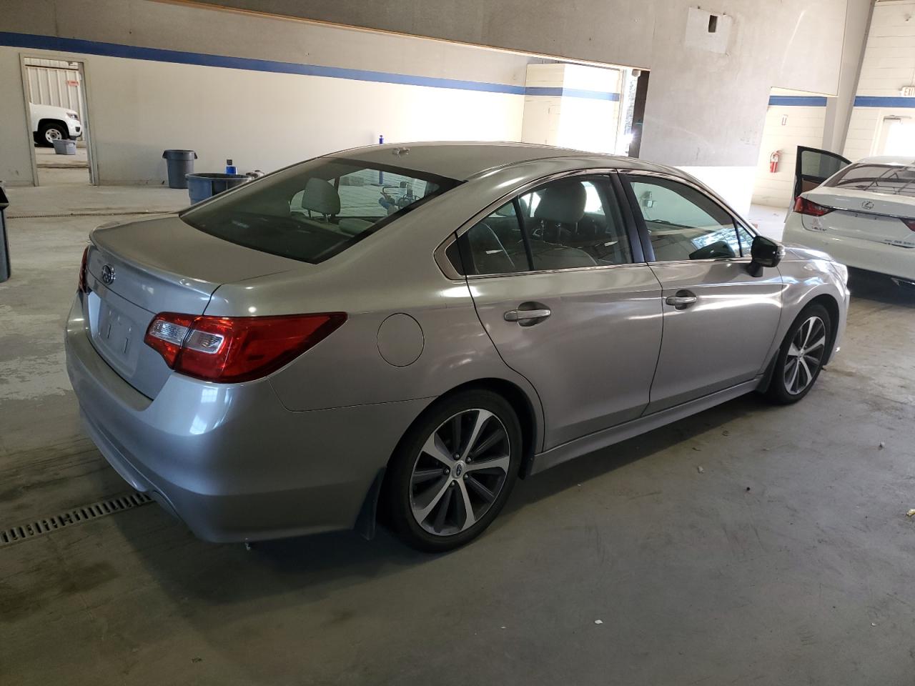 SUBARU LEGACY 2.5I LIMITED