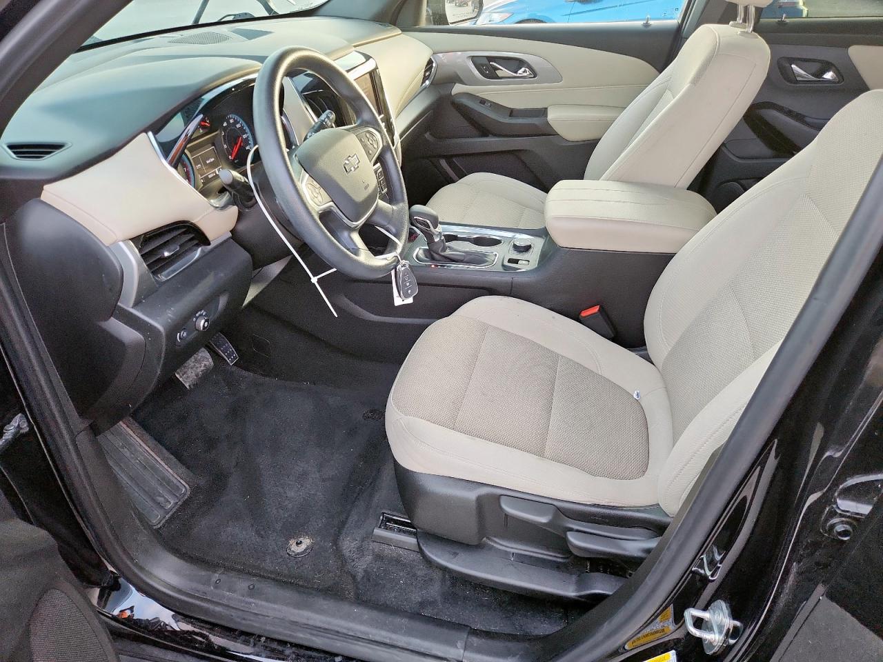 CHEVROLET TRAVERSE LS
