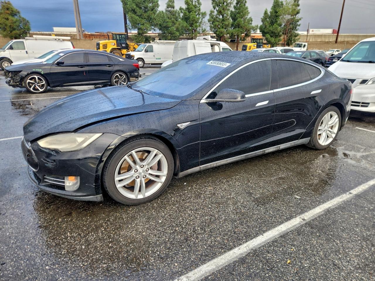 TESLA MODEL S