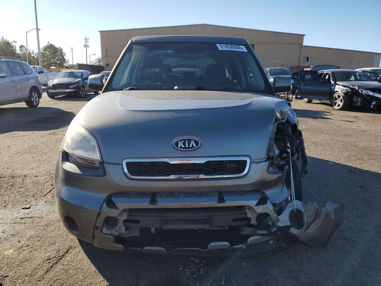 KIA SOUL +