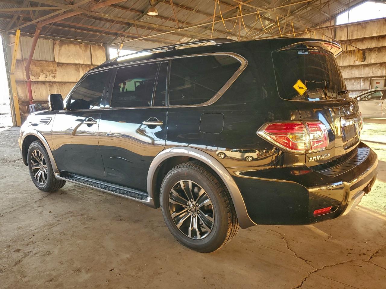 NISSAN ARMADA SV