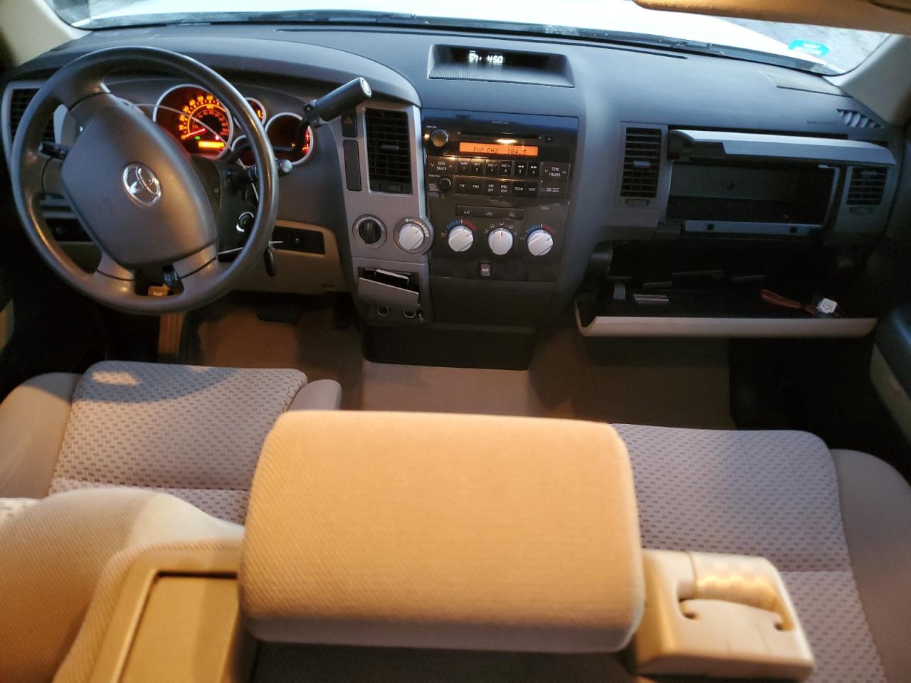 TOYOTA TUNDRA DOUBLE CAB SR5