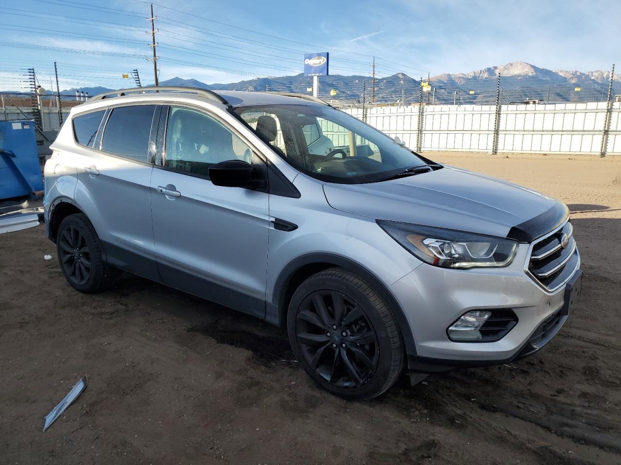 FORD ESCAPE SE