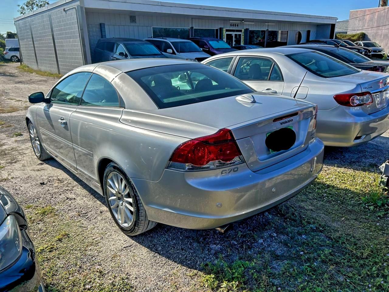 Lot #3297074529 2008 VOLVO C70 T5