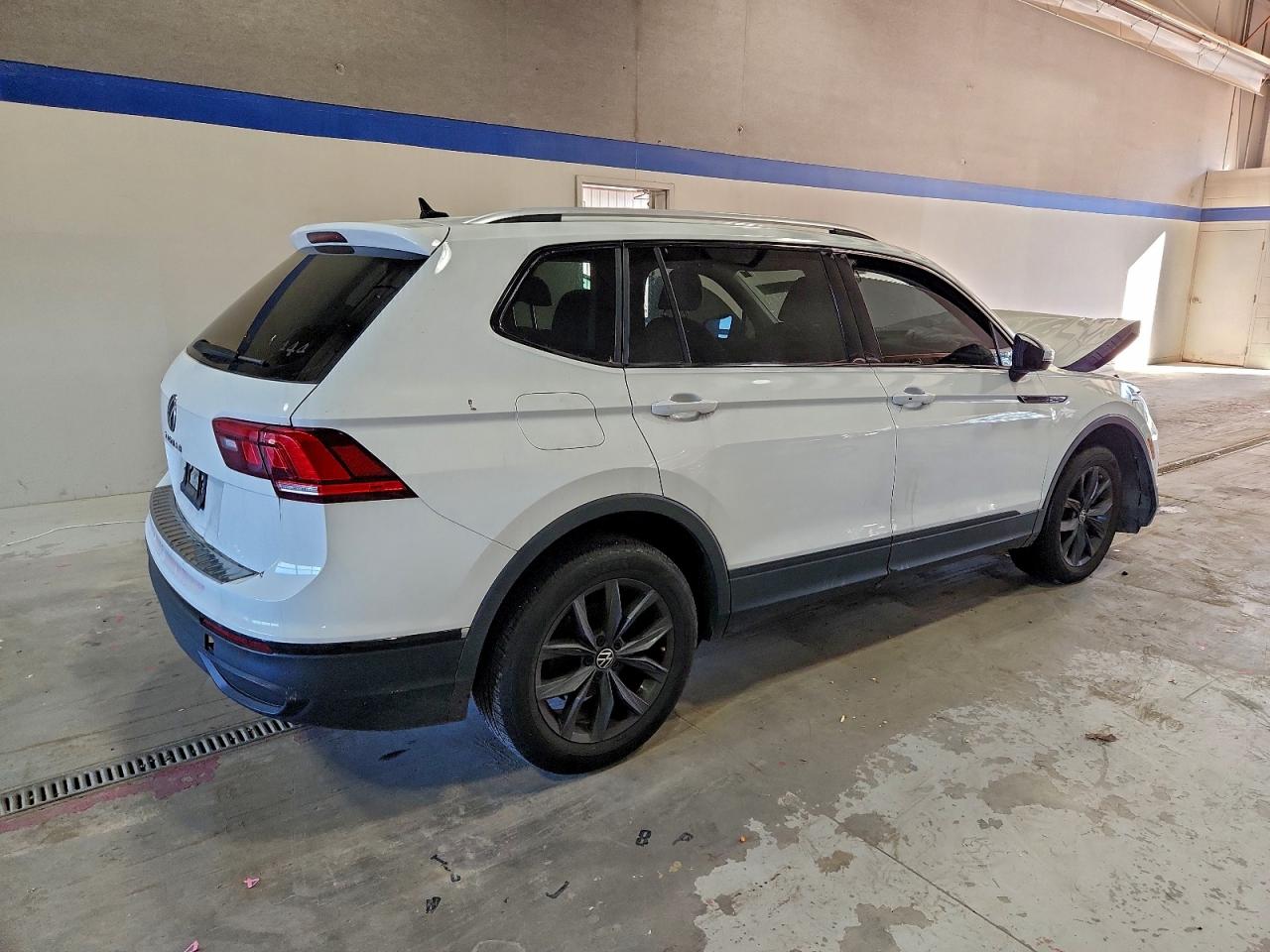 VOLKSWAGEN TIGUAN SE
