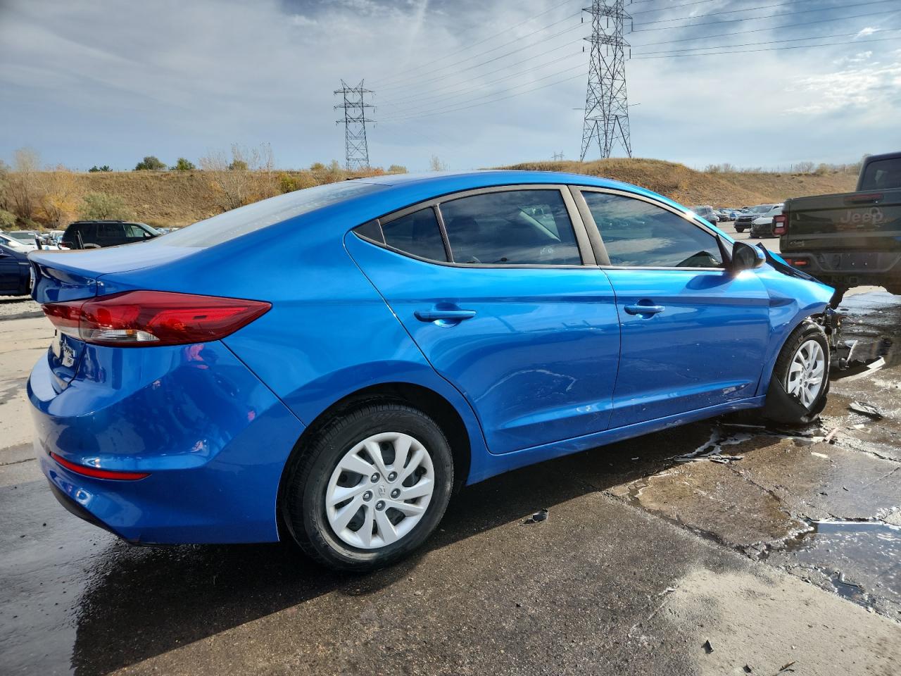 HYUNDAI ELANTRA SE