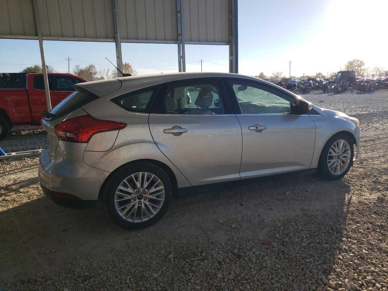 FORD FOCUS TITANIUM