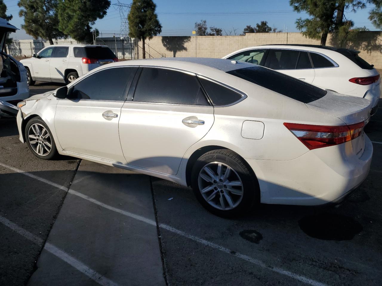 TOYOTA AVALON XLE