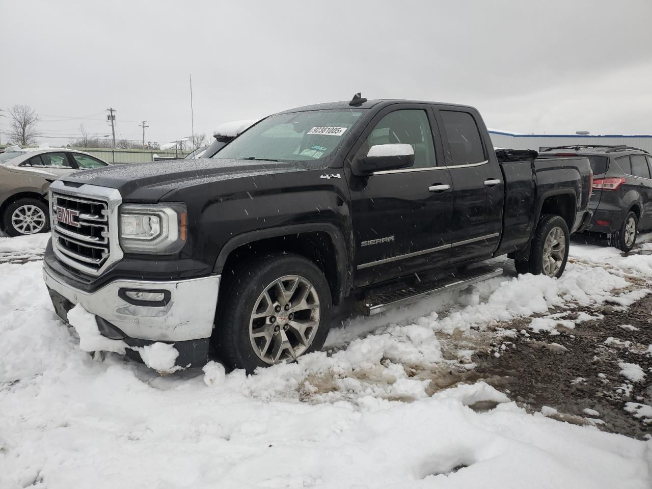 GMC SIERRA K1500 SLT