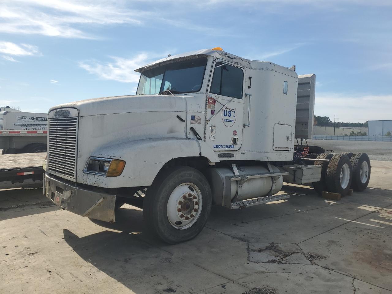 Lot #3293401057 1996 FREIGHTLINER CONVENTION