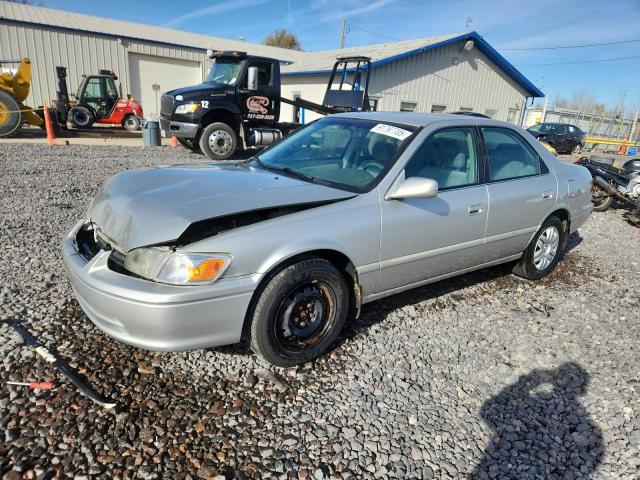 Global Auto Auctions: 2001 TOYOTA CAMRY CE