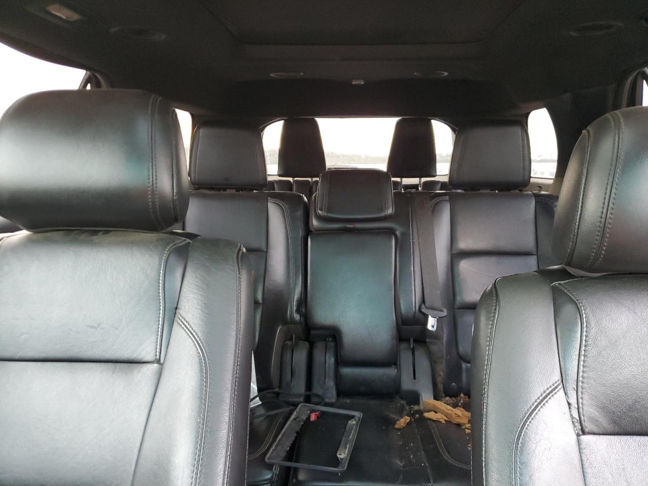 FORD EXPLORER LIMITED