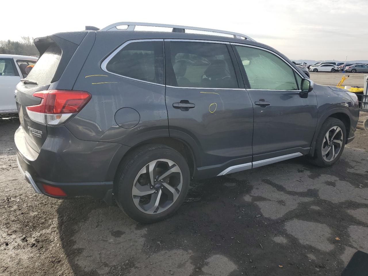 SUBARU FORESTER TOURING