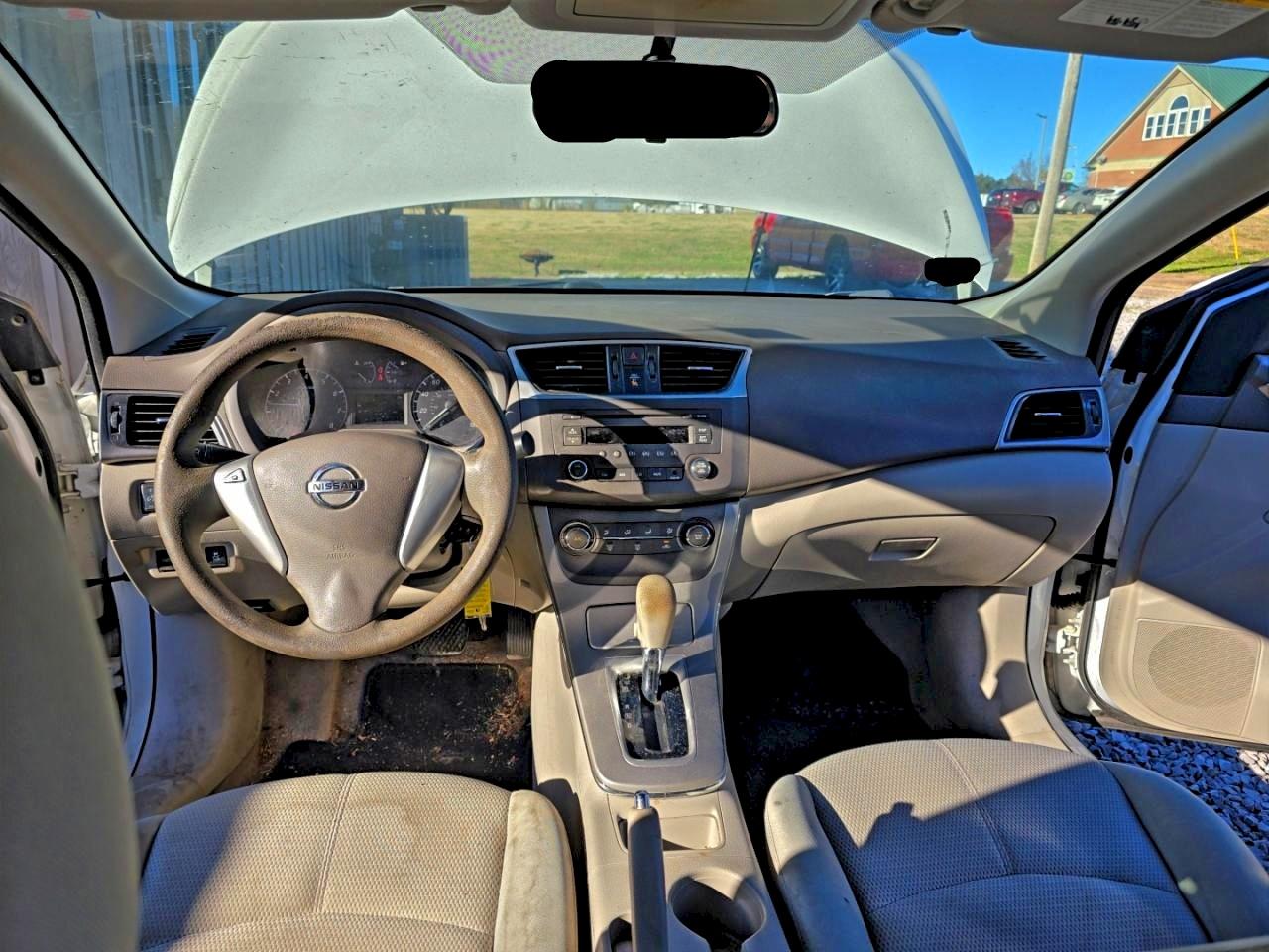 NISSAN SENTRA S