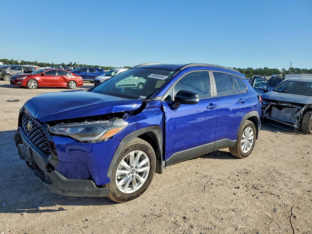 TOYOTA COROLLA CROSS LE