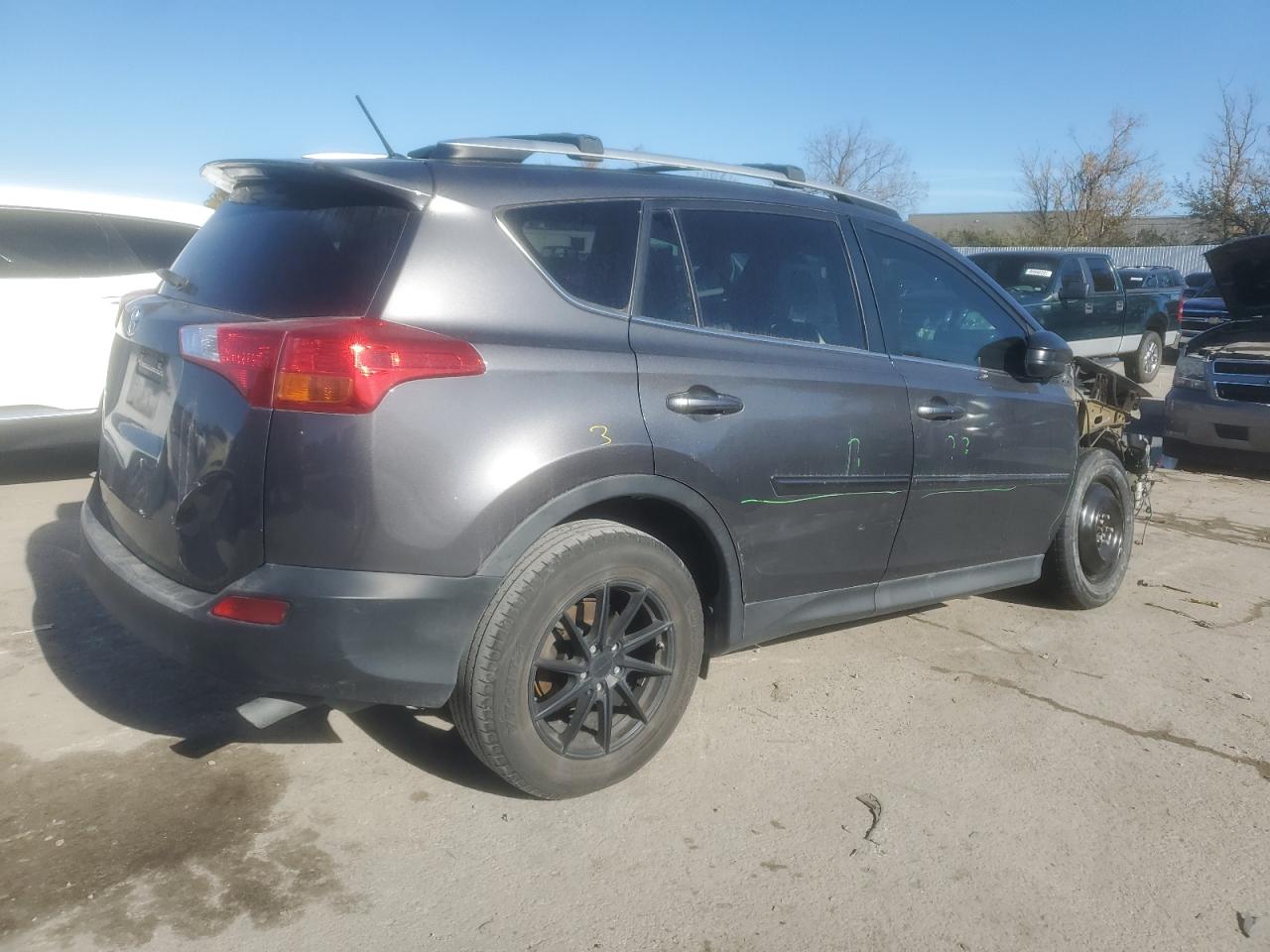TOYOTA RAV4 LE