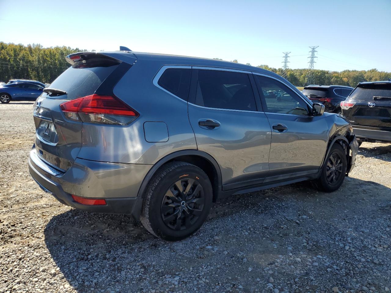 NISSAN ROGUE S