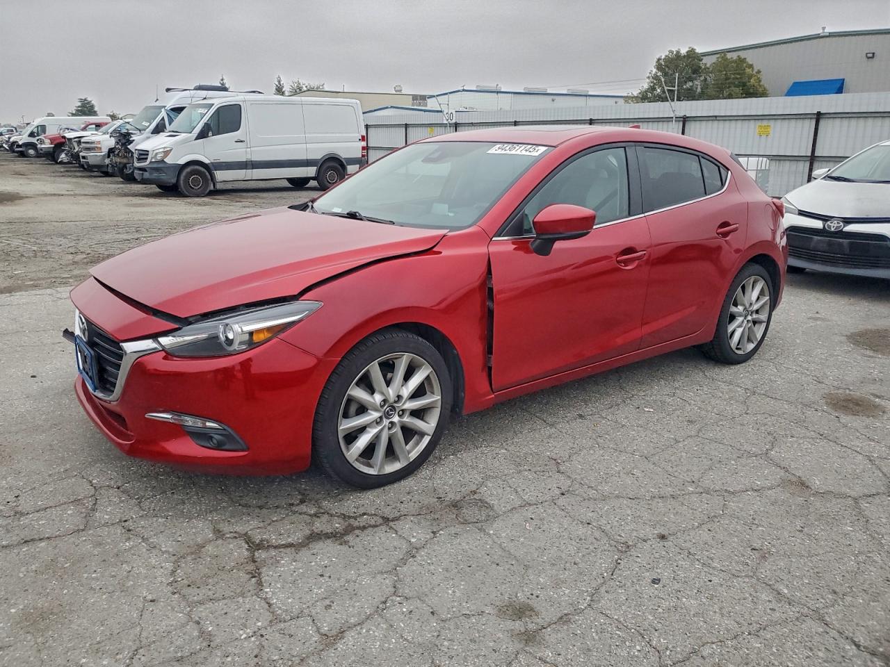 MAZDA 3 GRAND TOURING