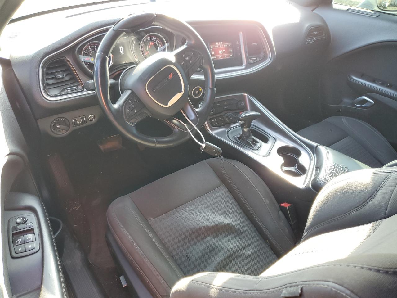 DODGE CHALLENGER SXT