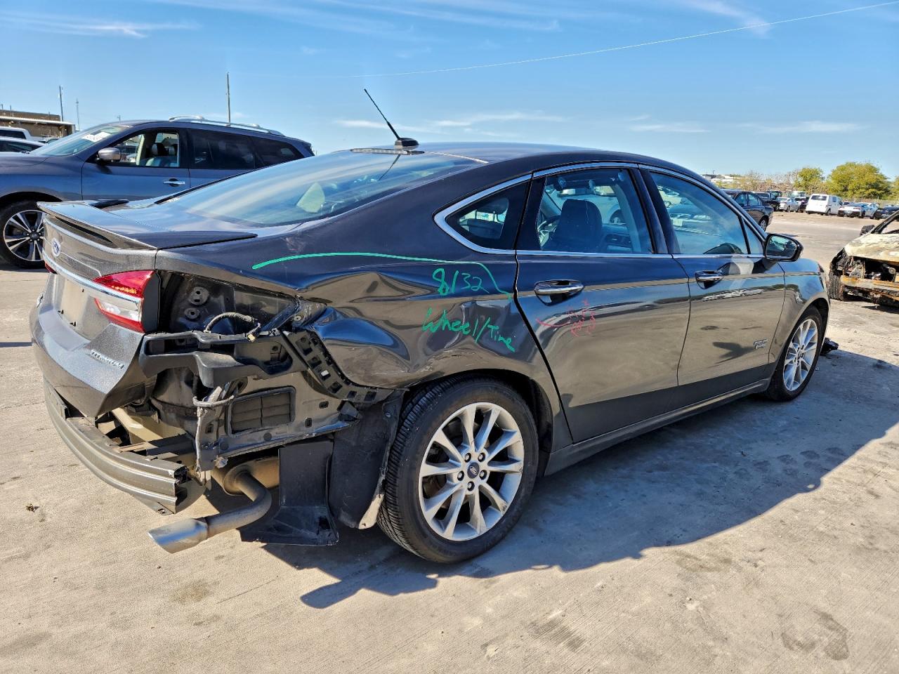 FORD FUSION TITANIUM PHEV