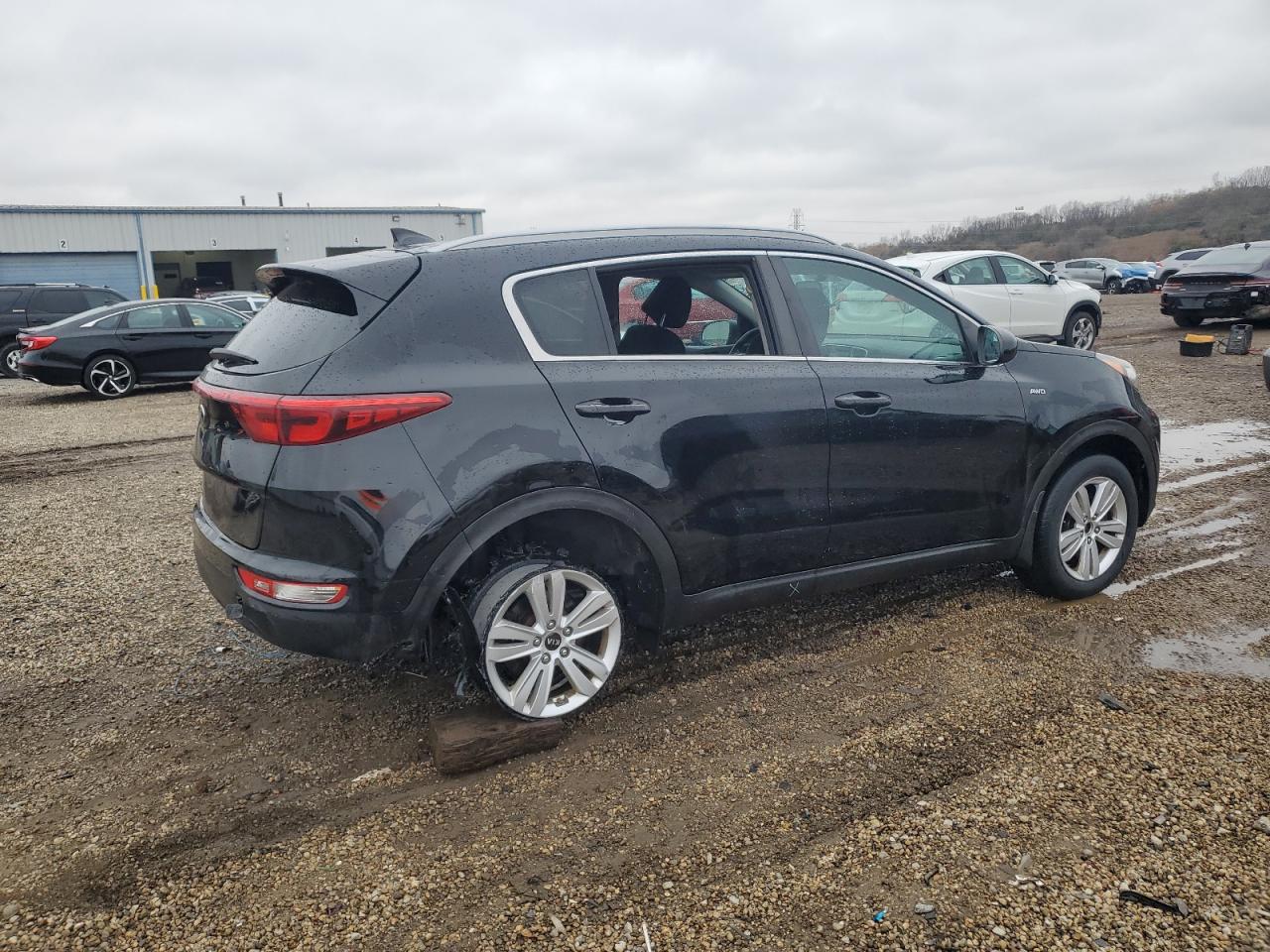 KIA SPORTAGE LX