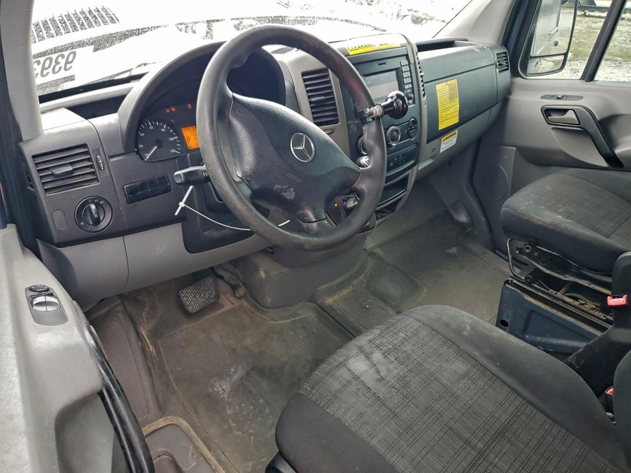 MERCEDES-BENZ SPRINTER 2500