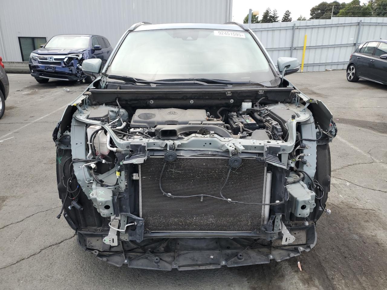 Lot #3315866173 2020 TOYOTA RAV4 XLE