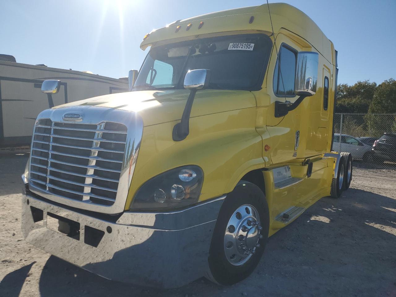 Lot #3278789661 2017 FREIGHTLINER CASCADIA 1