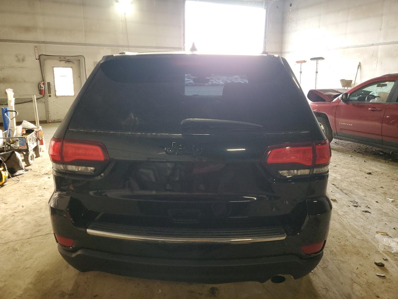 JEEP GRAND CHEROKEE LAREDO