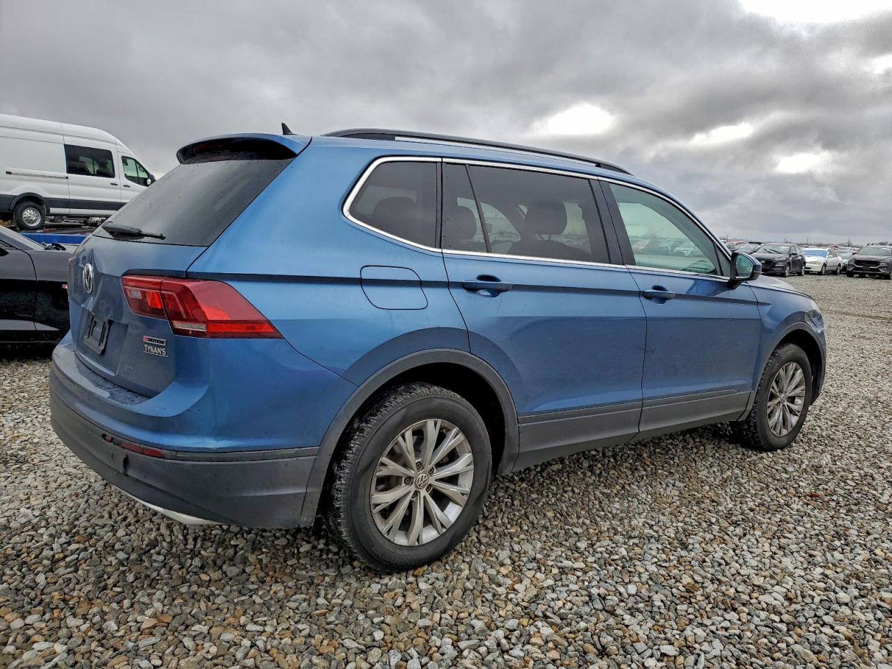 VOLKSWAGEN TIGUAN SE