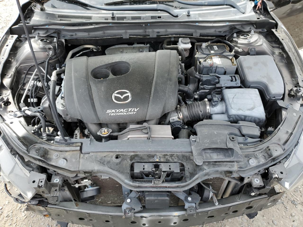 MAZDA 3 GRAND TOURING