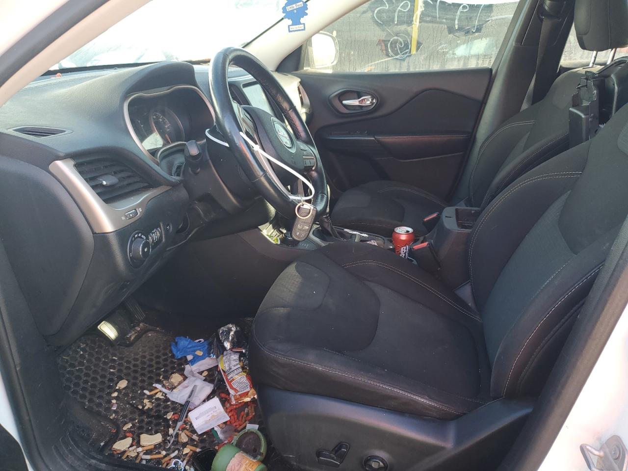 JEEP GRAND CHEROKEE LATITUDE