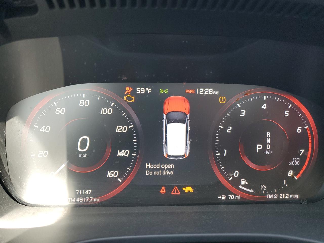 VOLVO XC40 T5 MOMENTUM