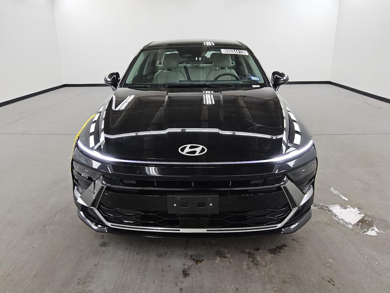 HYUNDAI SONATA HYBRID