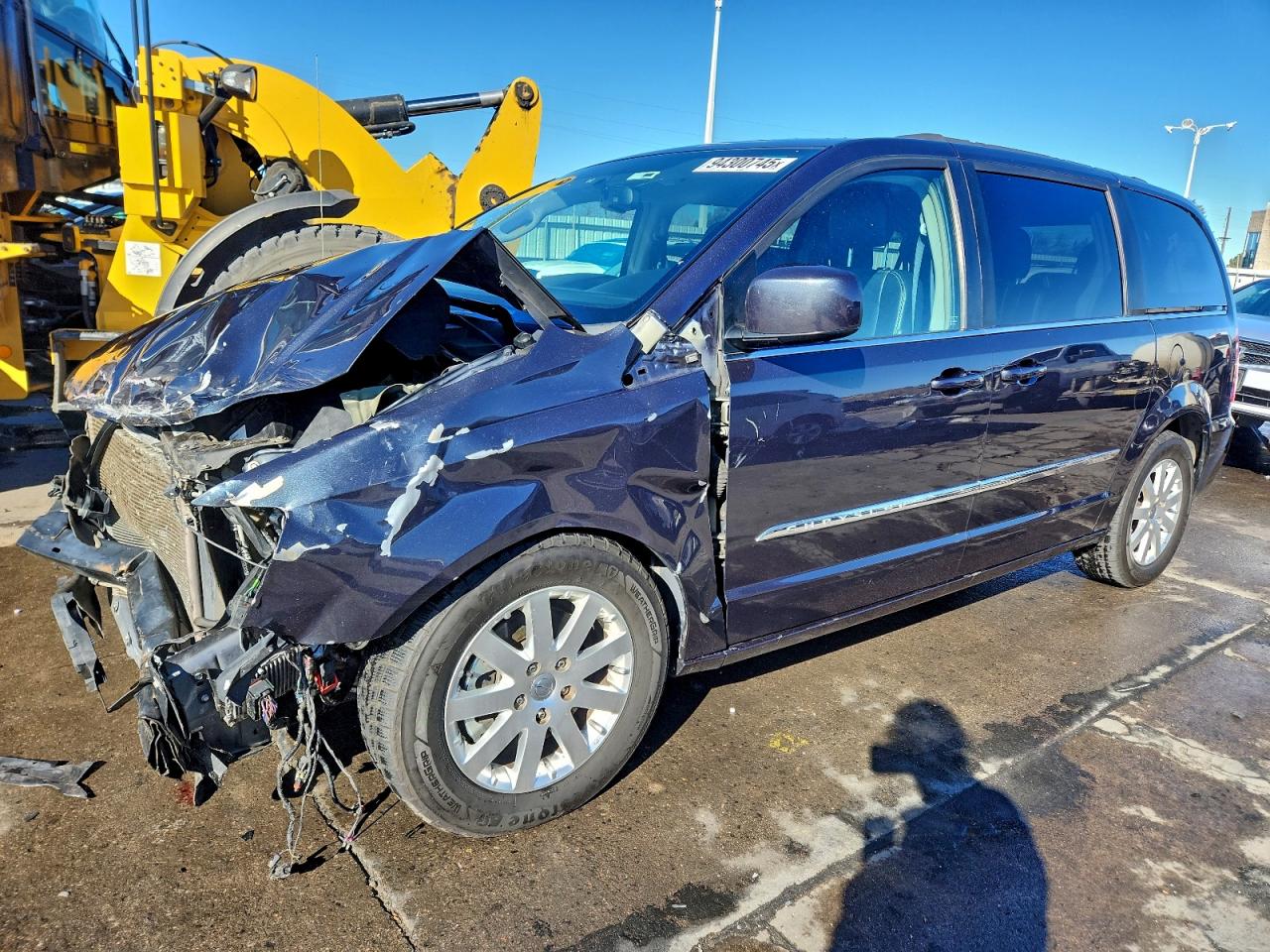CHRYSLER TOWN & COUNTRY TOURING