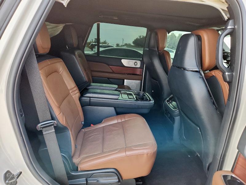 2024 LINCOLN NAVIGATOR #3304015655