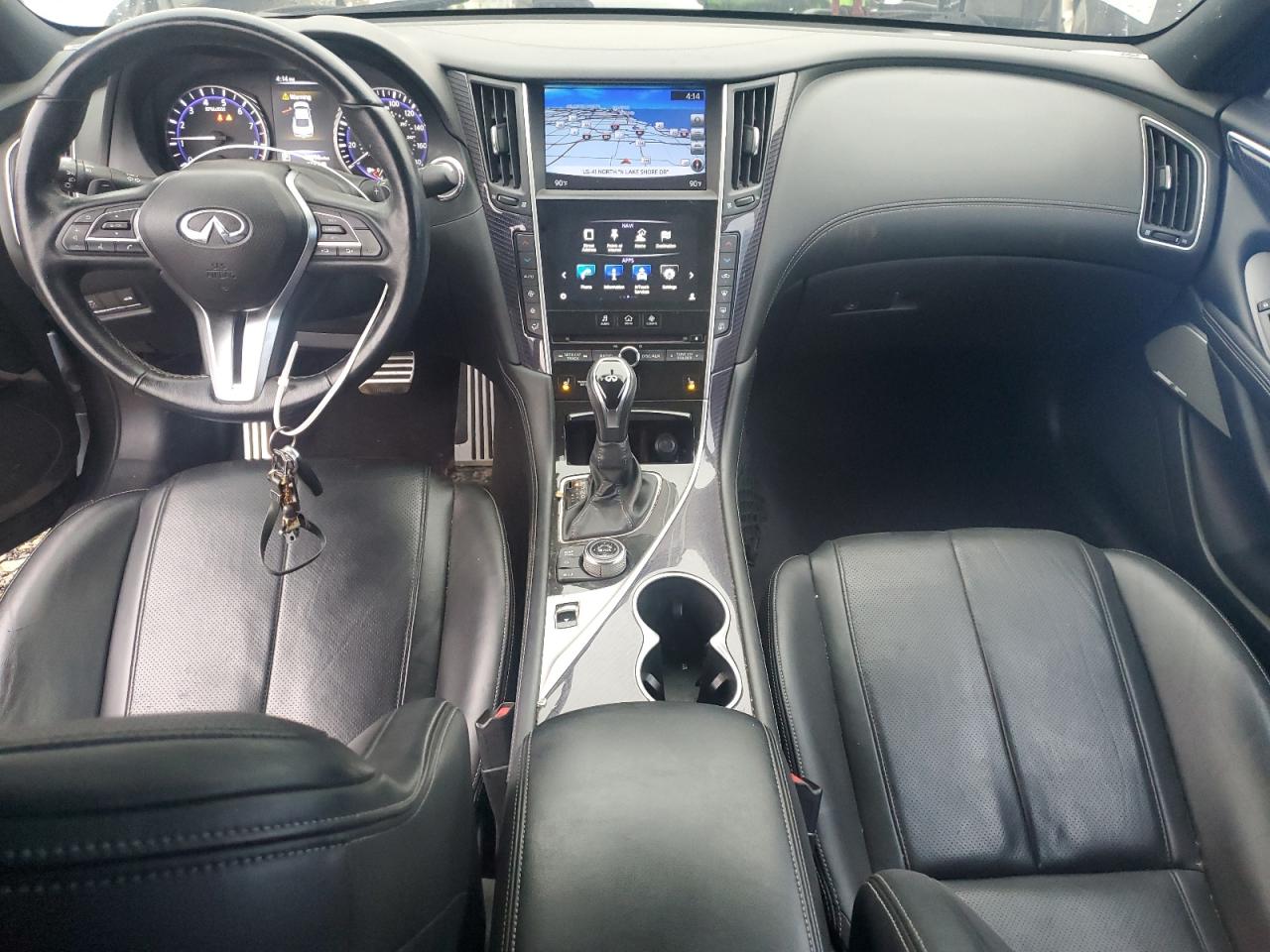 INFINITI Q60 LUXE 300