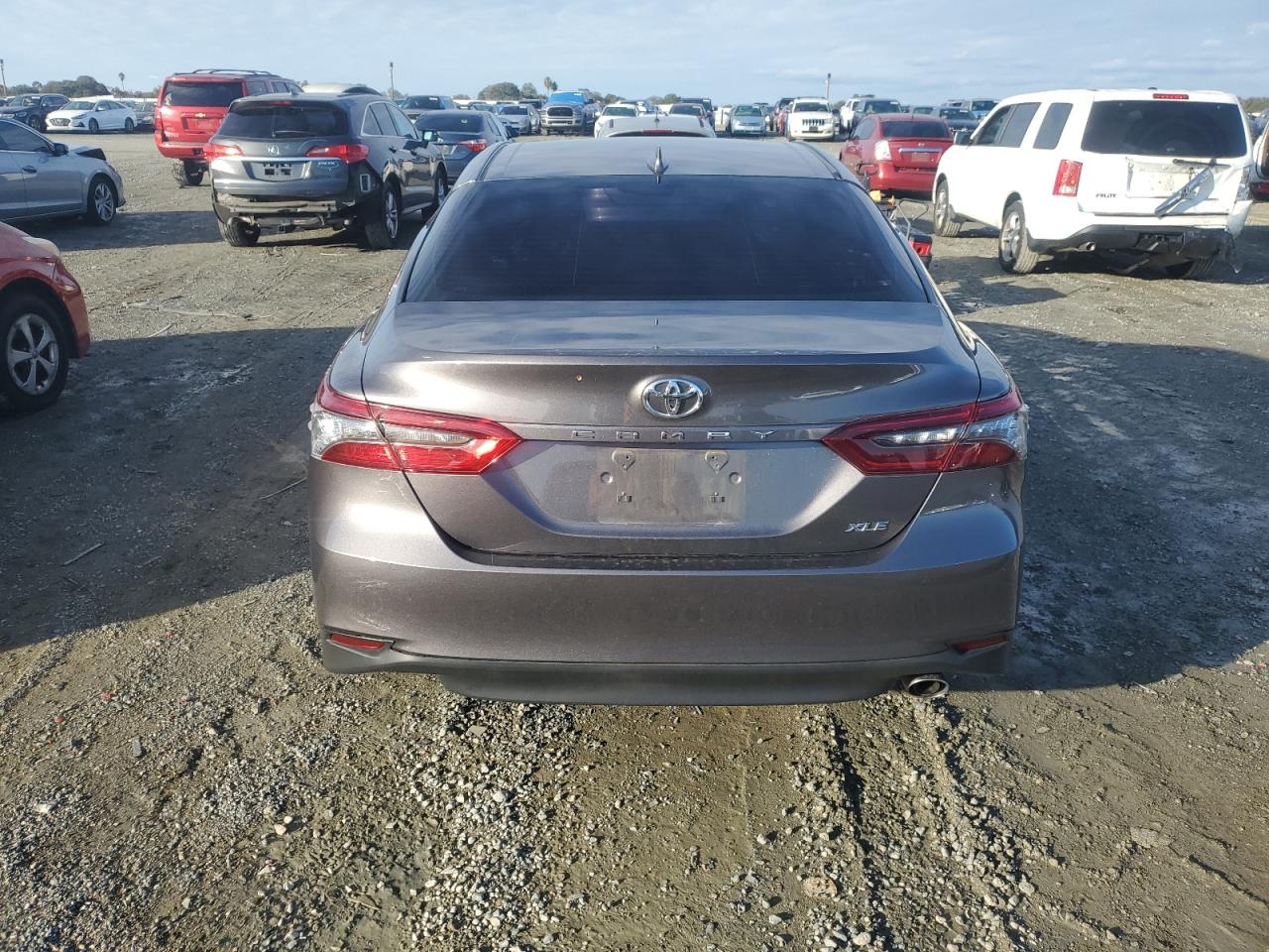 TOYOTA CAMRY XLE