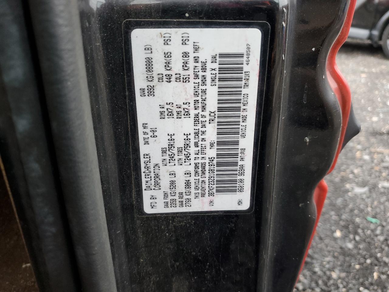 Lot #3286616906 2001 DODGE RAM 2500