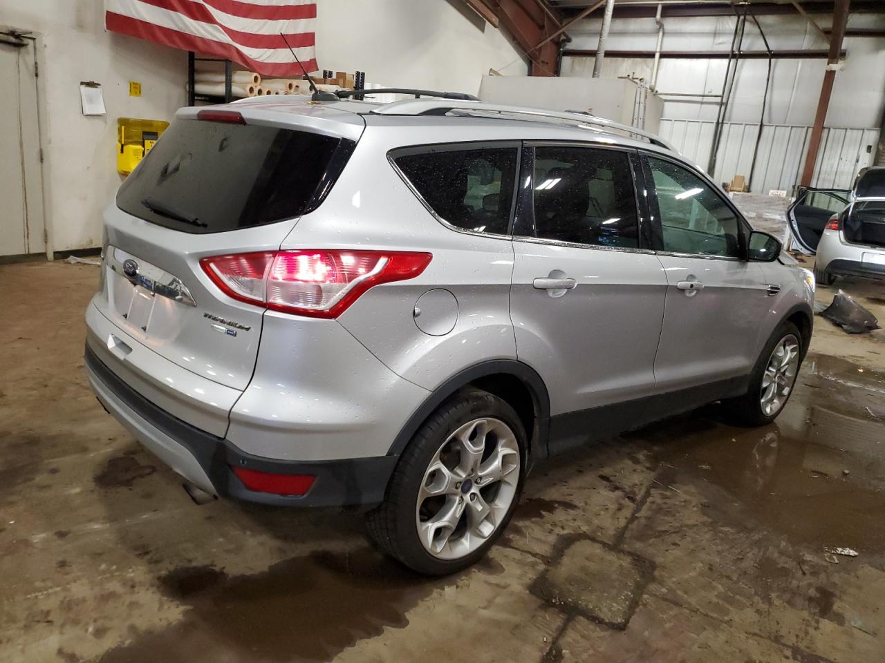 FORD ESCAPE TITANIUM