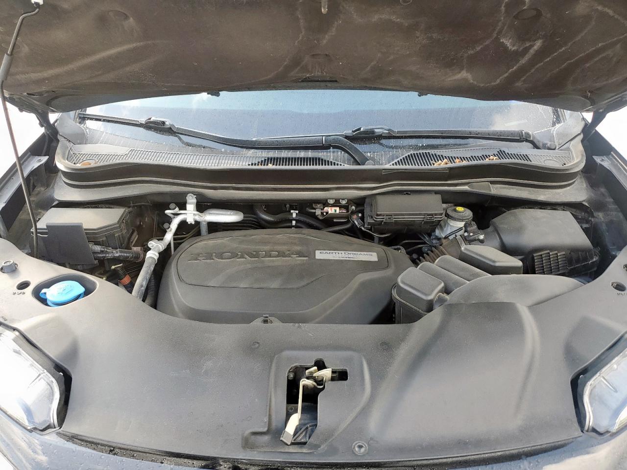 Lot #3318021410 2019 HONDA PASSPORT T