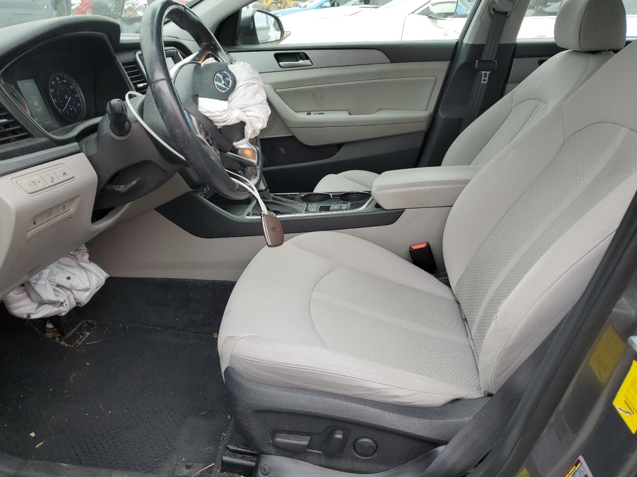 HYUNDAI SONATA SPORT