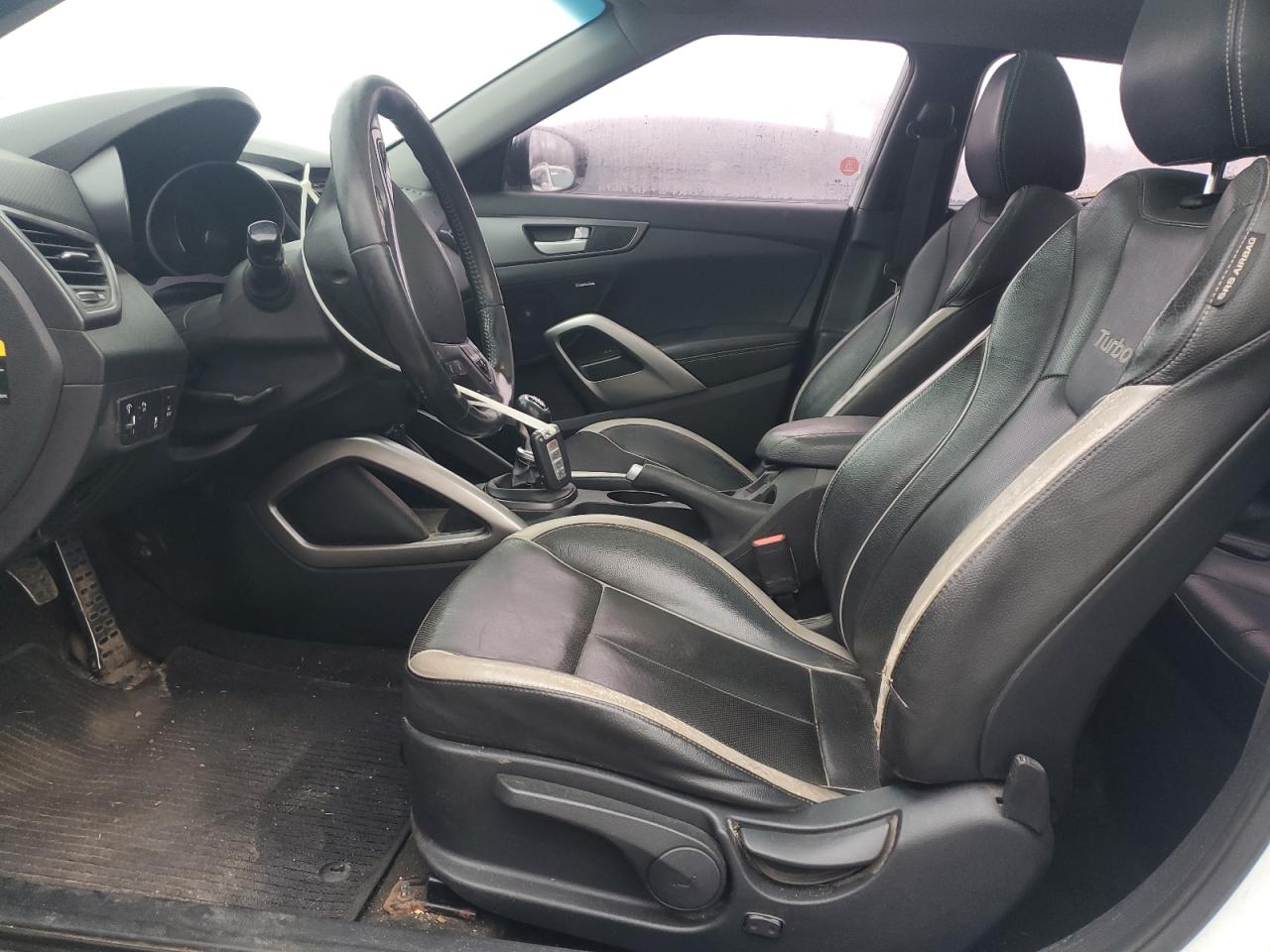 HYUNDAI VELOSTER TURBO