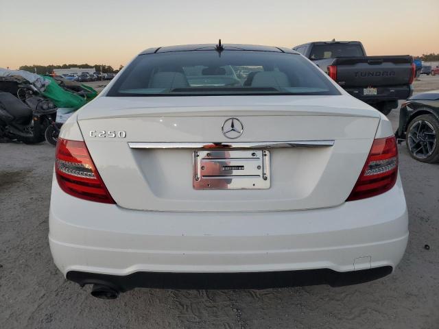 2013 MERCEDES-BENZ C 250 - WDDGJ4HB7DG003649