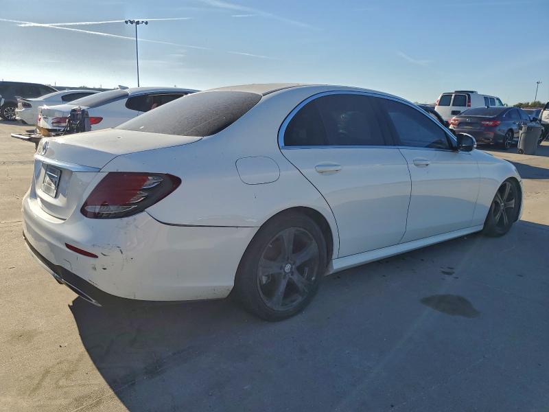 2017 MERCEDES-BENZ E 300 WDDZF4JB7HA125165