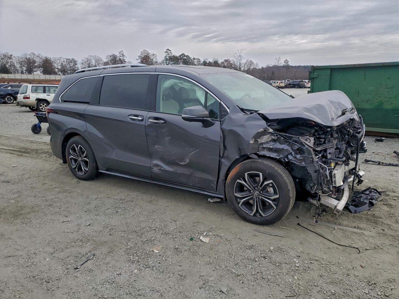 TOYOTA SIENNA LIMITED